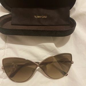Tom Ford FT0569 Elise-02 Sunglasses